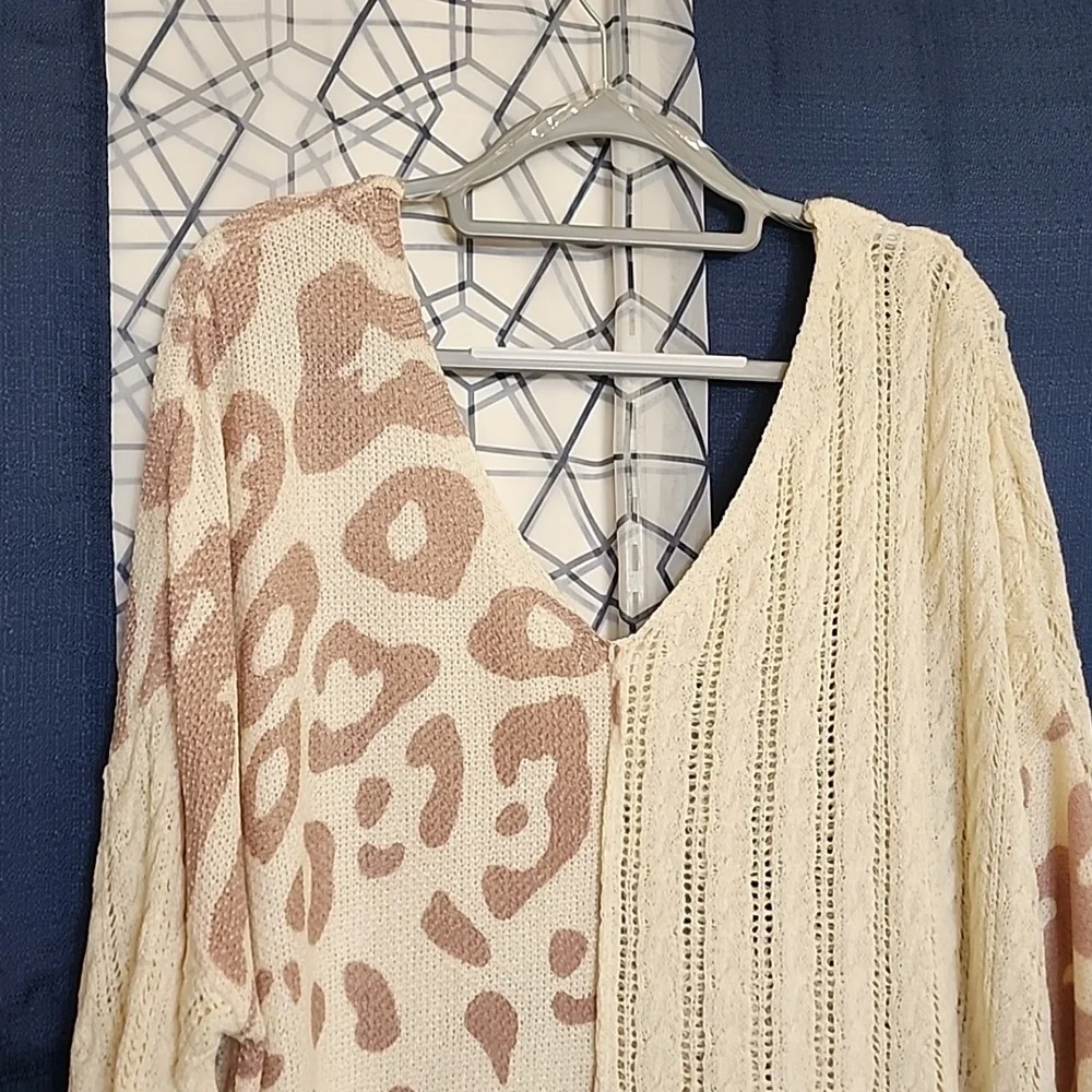 POL unique sweater - Picture 10 of 11